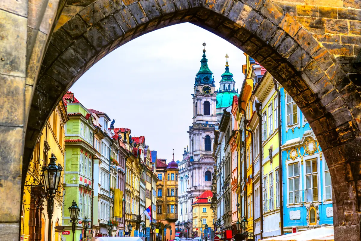Köprü Kulesi'nden Malá Strana